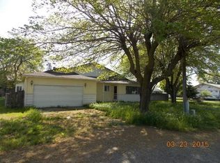 516 3rd St, Willows, CA 95988