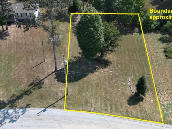 120 Michael Ln, Brandenburg, KY 40108