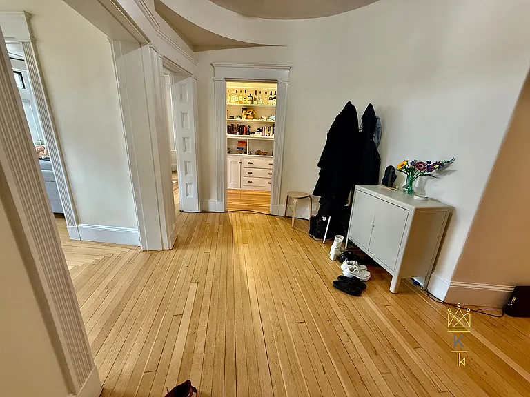 10 Park St #1 — Photo 16