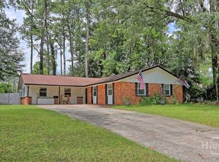 8 Hillyer Drive, Savannah, GA 31406