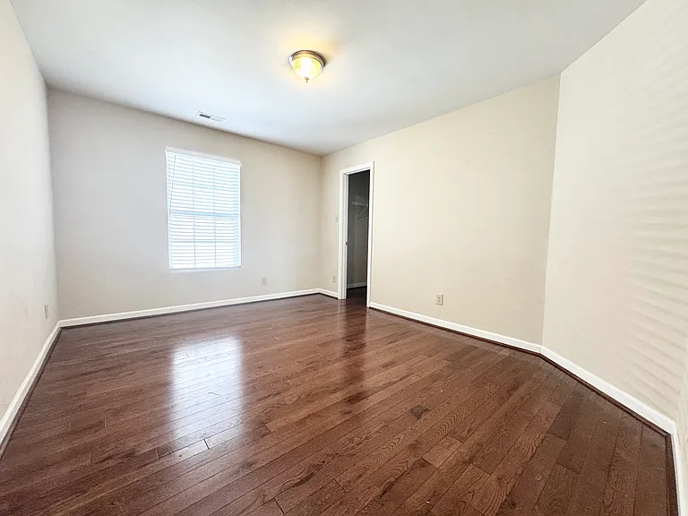5544 Hammermill Dr — Photo 23