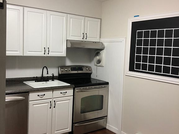 5th image of 118 Wilden Dr N