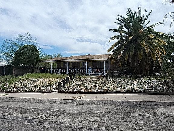 2nd image of 2831 W Calle Arandas