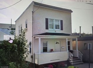 426 Tompkins St #1, Orange, NJ 07050