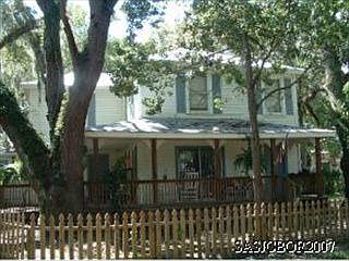 2nd image of 25 San Carlos Ave