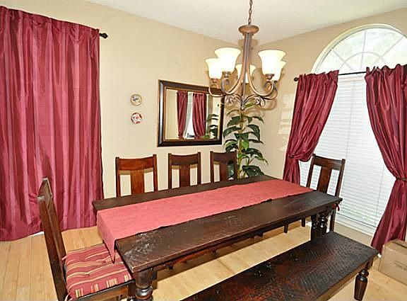 4th image of 18631 Park Grove Ln