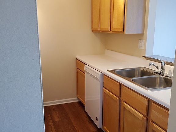 2nd image of 1931 Prairie Sq APT 313