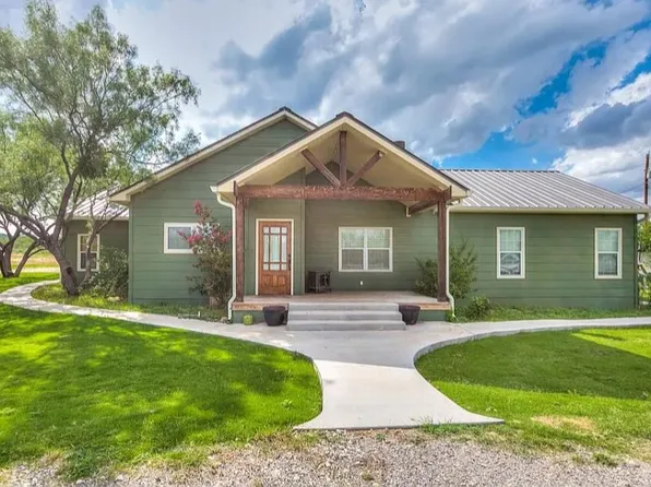 15555 W Deer Valley Loop, Carlsbad, TX 76934