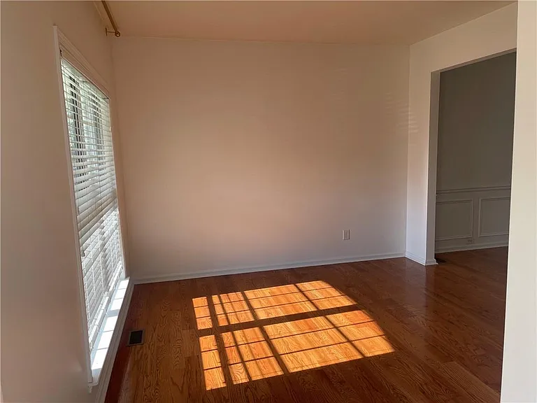 1023 Cassina Ct — Photo 5