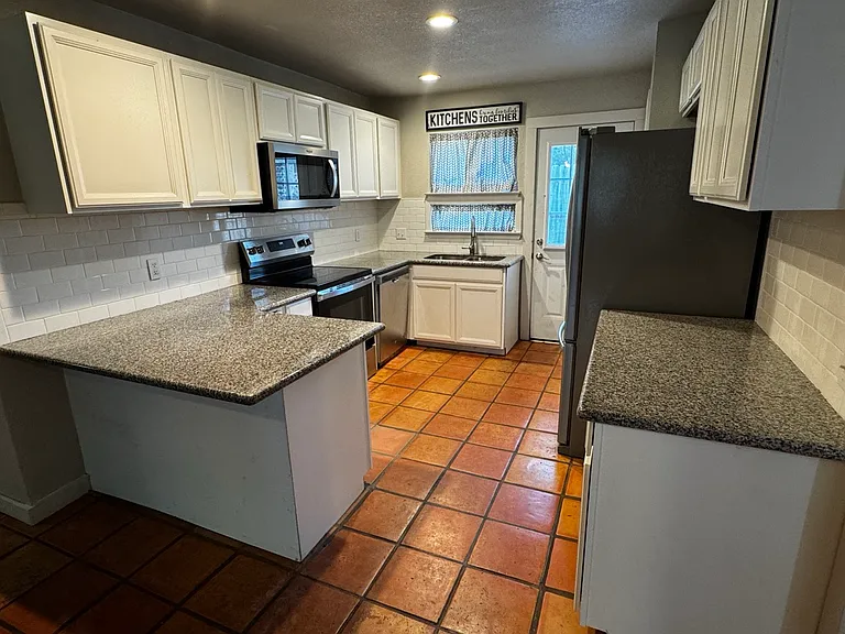 217 Leveritts Loop #A — Photo 11