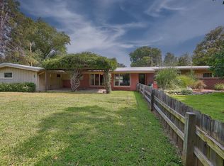 1806 E 13th Ave, Winfield, KS 67156