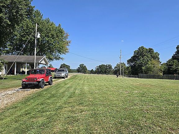 2nd image of 2800 W Highway 204