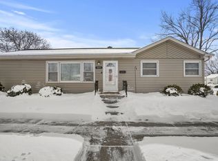 8801 S 51st Ave, Oak Lawn, IL 60453