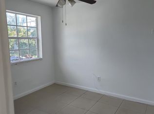 1045 SW 4th St APT 4, Miami, FL 33130