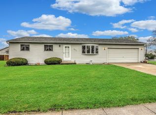 547 Thomas St, Crown Point, IN 46307