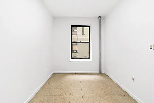 Sold by Douglas Elliman | media 13