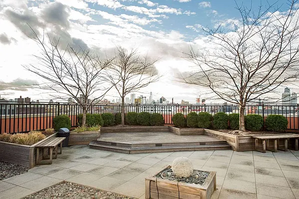 Rented by Bold New York | media 20