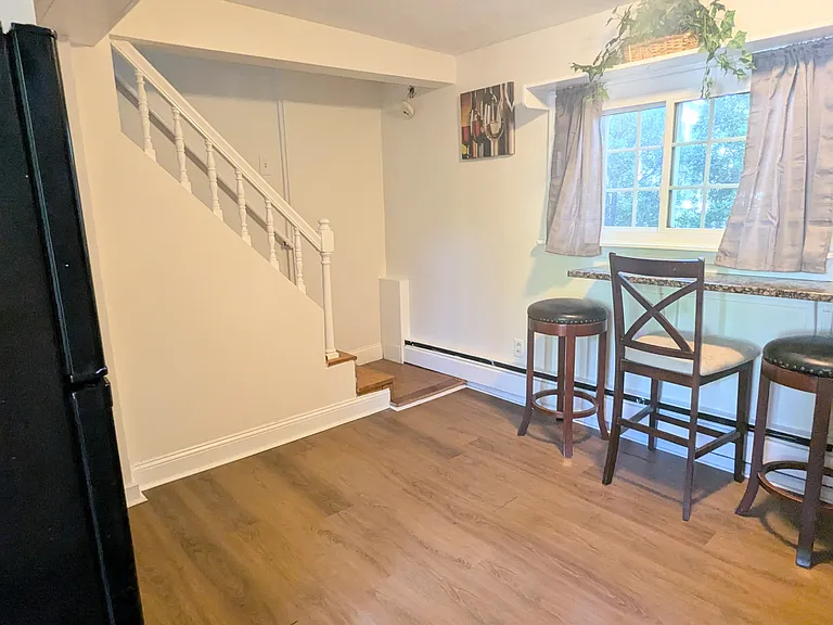 11 Cottage Ave #2 — Photo 3