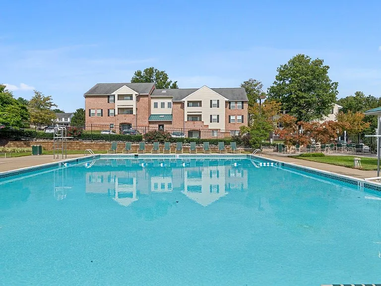 Silver Spring Station Apartment Homes — Photo 15