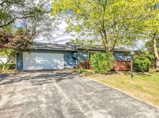 7990 Lakeview Dr, Lexington, MI 48450