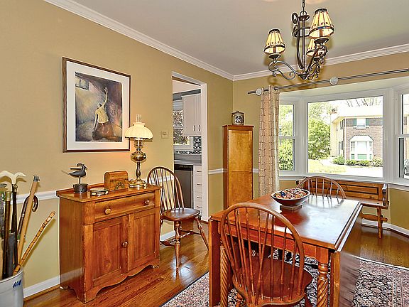 3rd image of 7111 Captains Cove Ct