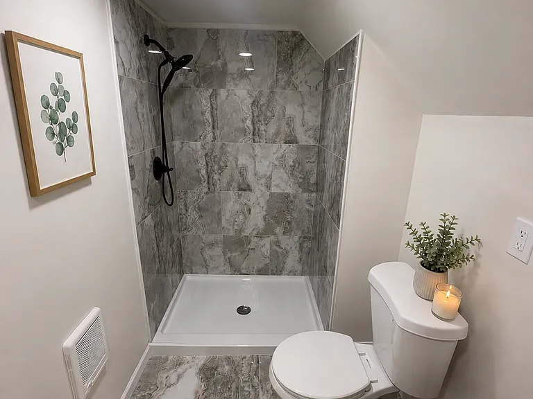 1491 W 114th St #3 — Photo 4