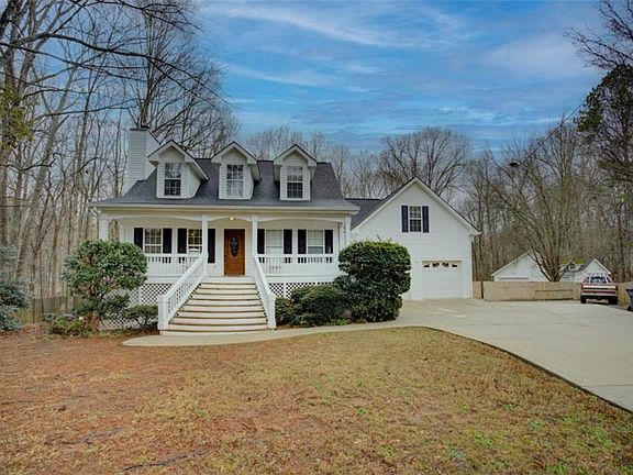2nd image of 125 Goldfinch Dr