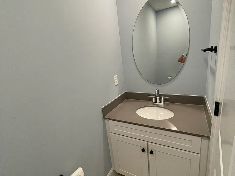 30 Brook St #5 — Photo 25