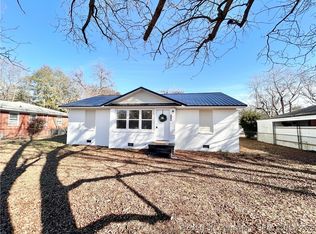 1011 Juniper Dr, Fayetteville, NC 28304