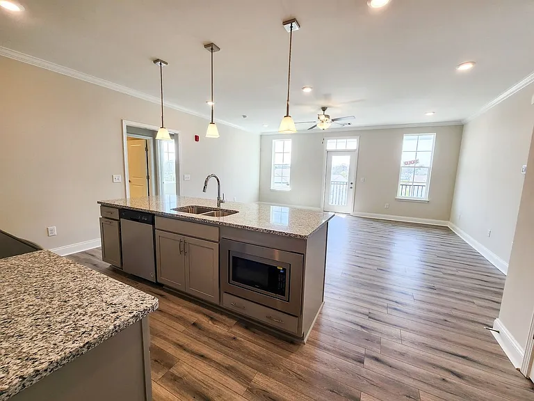 836 Goswell Dr #203 — Photo 8