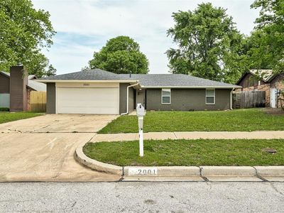 2001 Oakmeadows Dr, Norman, OK, 73071