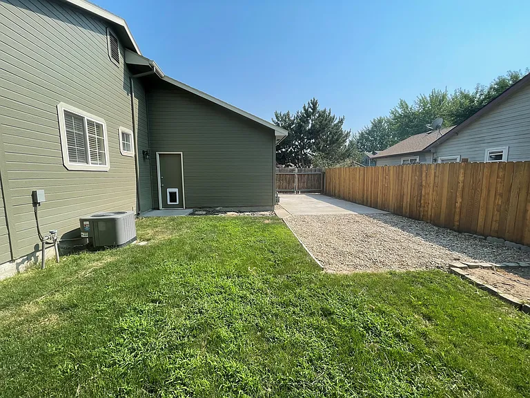 2652 W Sheryl St — Photo 29