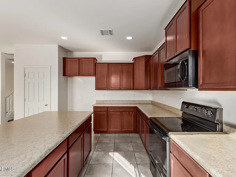 11603 W Calavar Rd — Photo 33