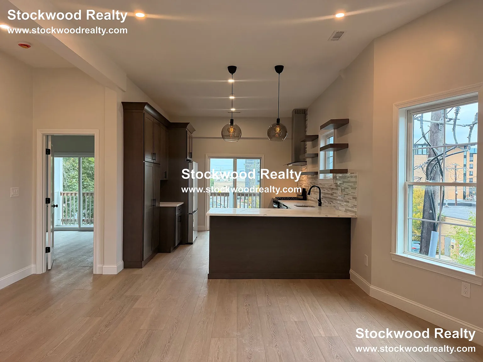 2 bed, 1150 sqft, $3,400 — Photo 4