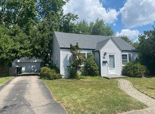 15579 Evergreen Ave, Eastpointe, MI 48021