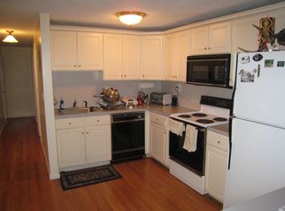 65 Salem St APT 2, Boston, MA 02113