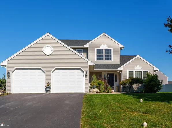 95 Fuhrman Rd, Marietta, PA 17547