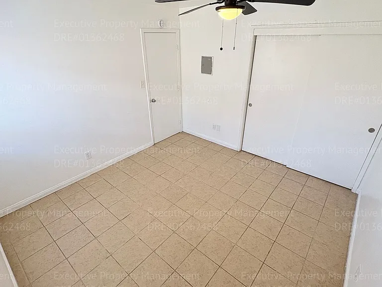 1303 Bernard St. — Photo 27