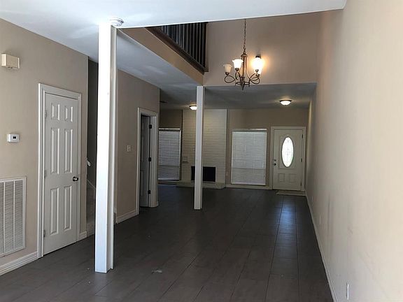 5th image of 12625 Memorial Dr APT 92