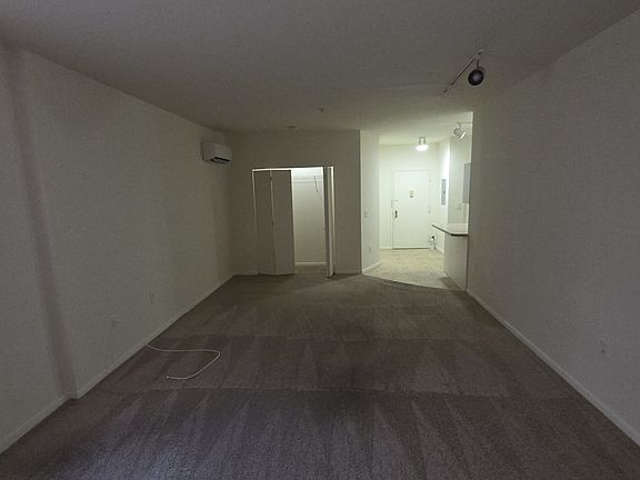 4th image of 201 Tonnelle Ave #D5