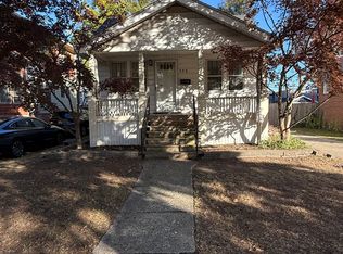 332 W Saratoga St, Ferndale, MI 48220