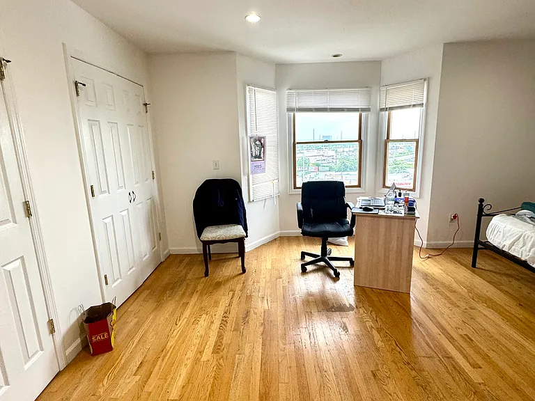 85 Western Ave #2 — Photo 8