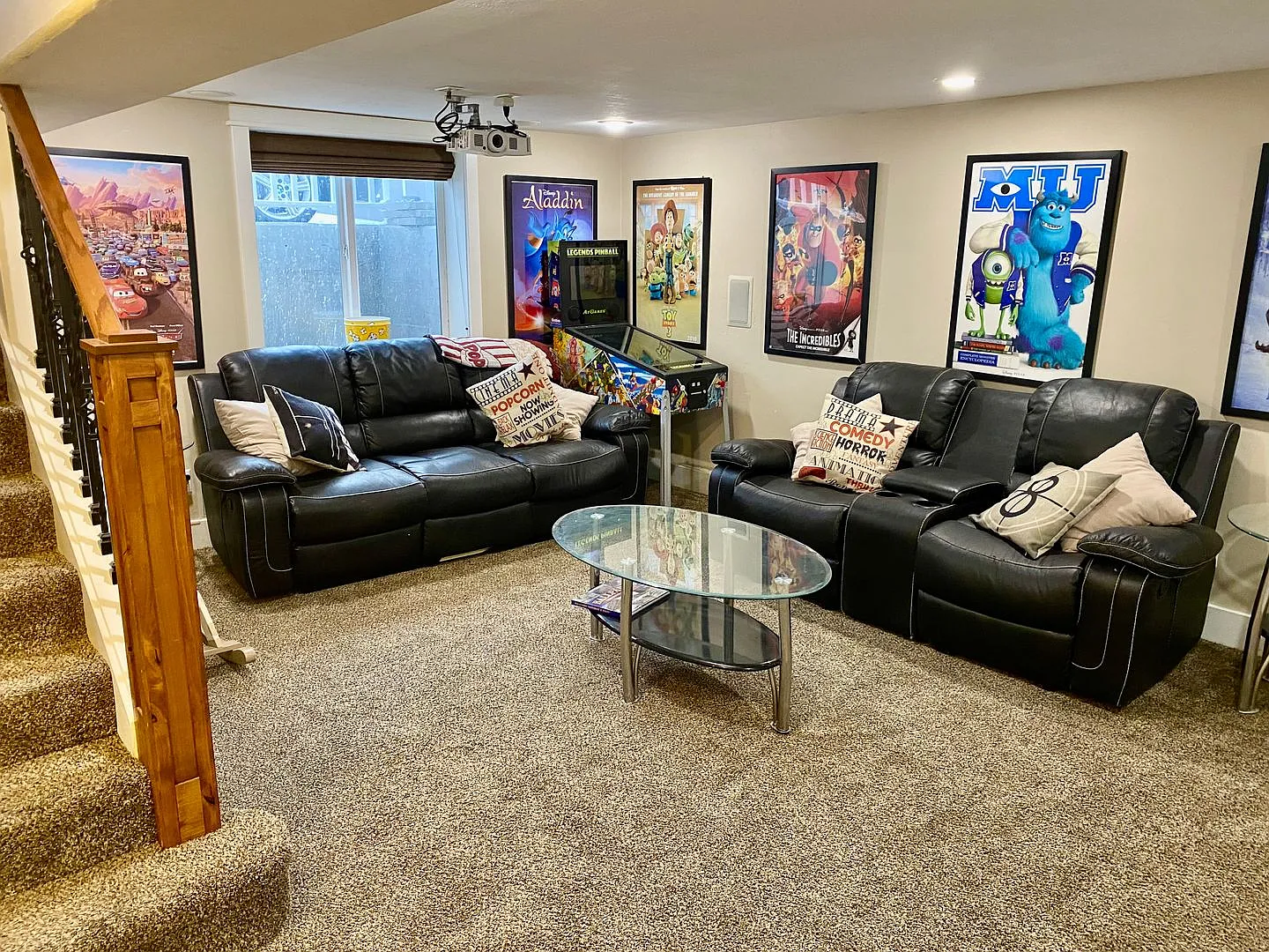 Totally renovated, pet-friendly, 4 bed / 2 bath near Alameda and Ammon Parks — Photo 4