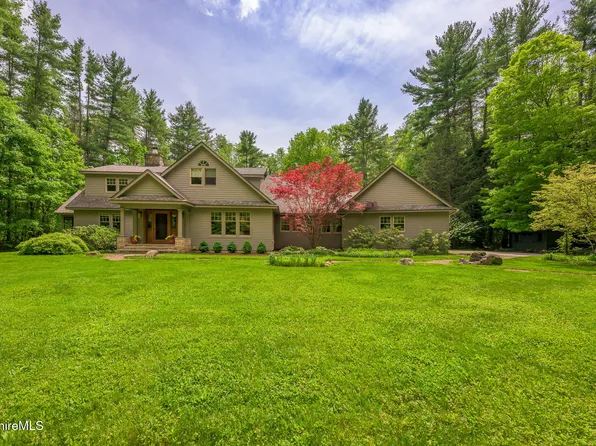 430 Lenox Rd, Richmond, MA 01254