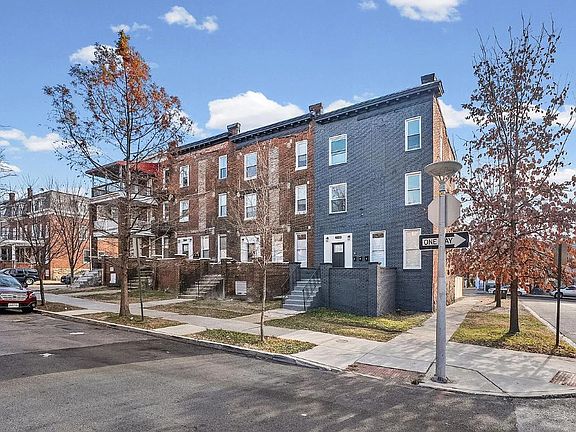 2nd image of 2301 Whittier Ave APT 1