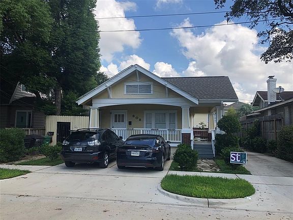 This is the street scene of the entire property for 808 and 810 Colquitt. This unit gets one of the 2 open parking spaces seen i