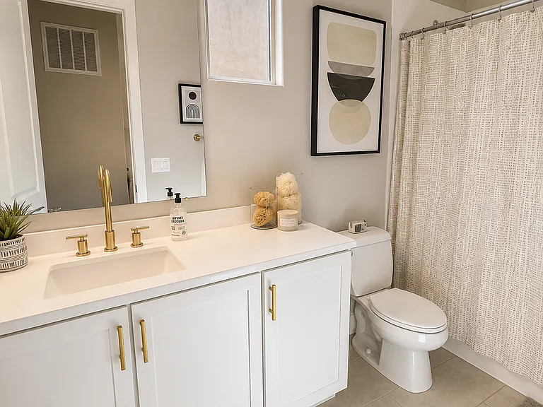 7476 E Via De Luna Dr — Photo 2