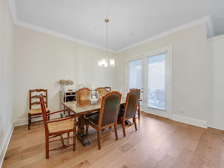 306 Burgess Walk — Photo 9
