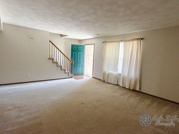 2nd image of 820 Plankway Dr