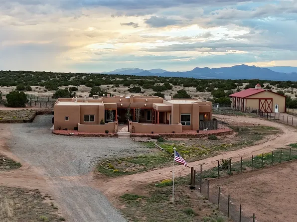 15 Silver Saddle, Lamy, NM 87540